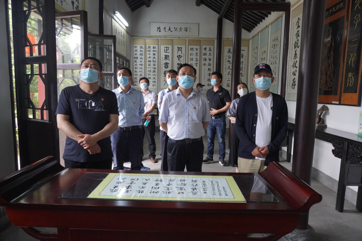 3参观陆秀夫纪念馆.jpg