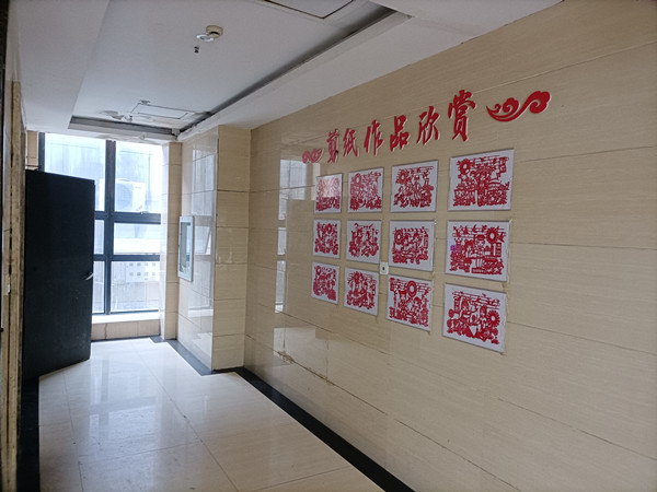 12.15黄楼剪纸.jpg