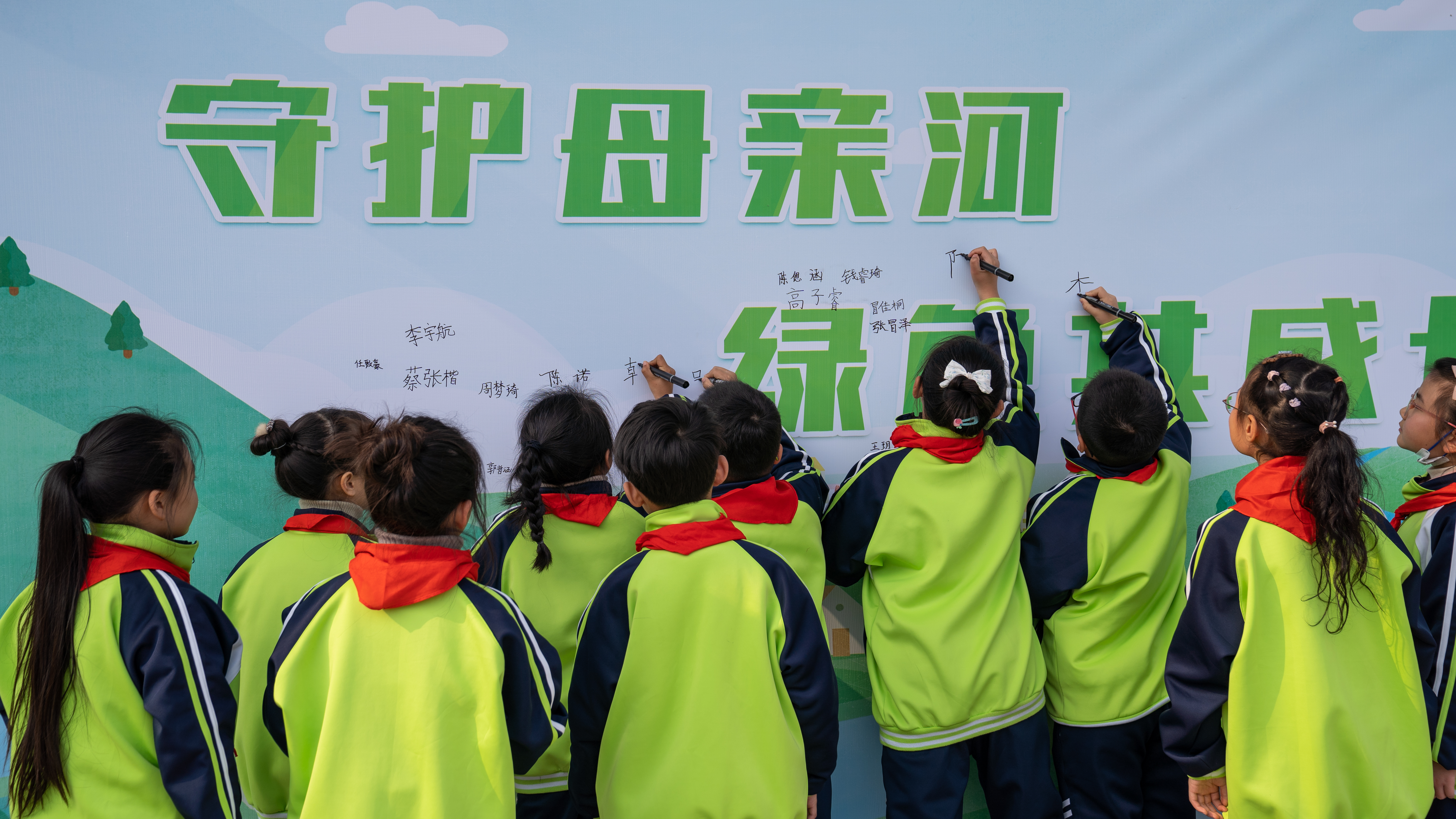 4c9b204cddf052cd6c8081d86e27a6c.jpg