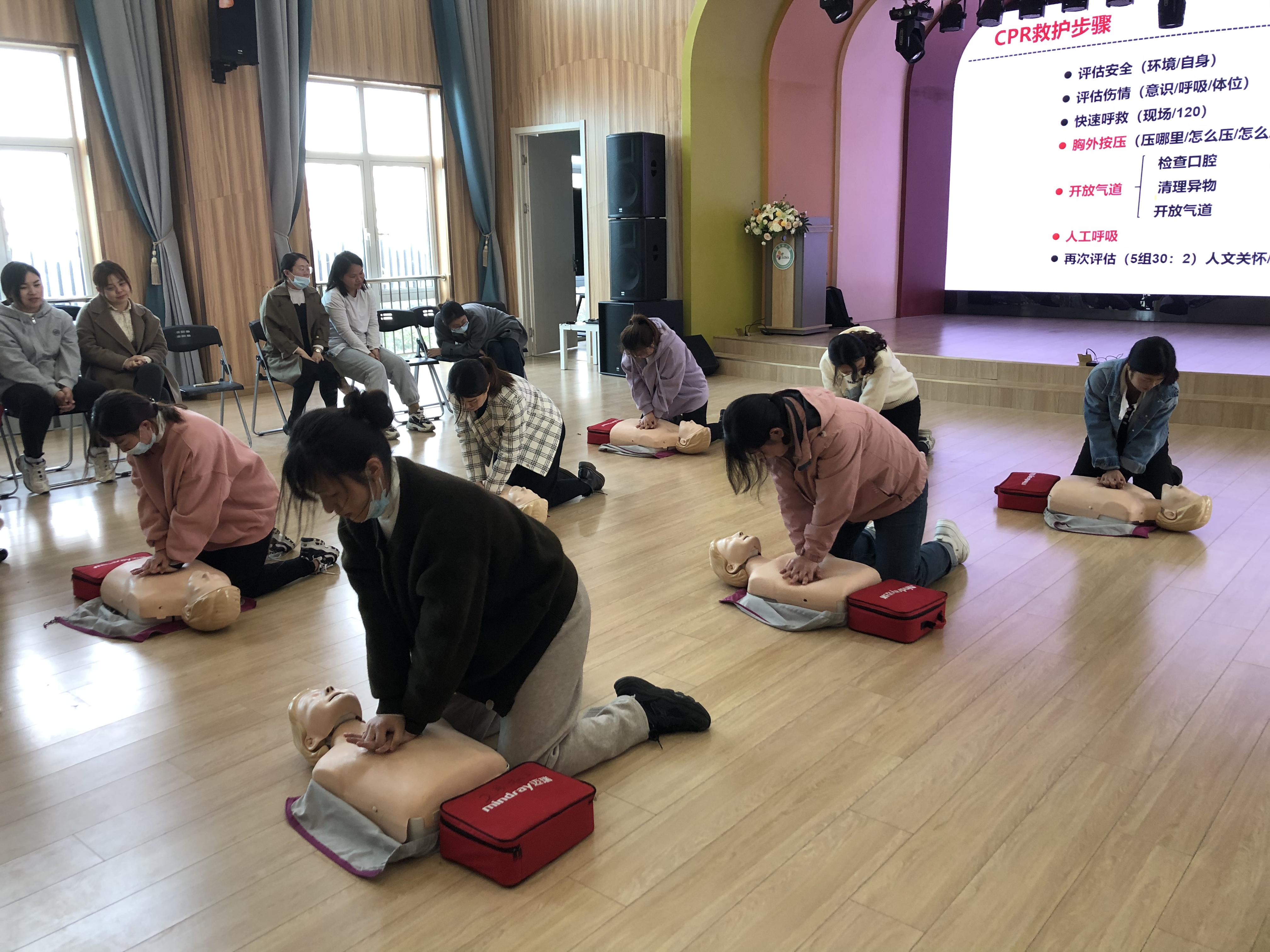 南京市江宁区横溪街道红十字会开展应急救护进校园系列活动3.jpg