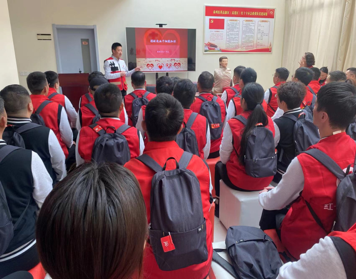 扬子江活动_编辑.jpg