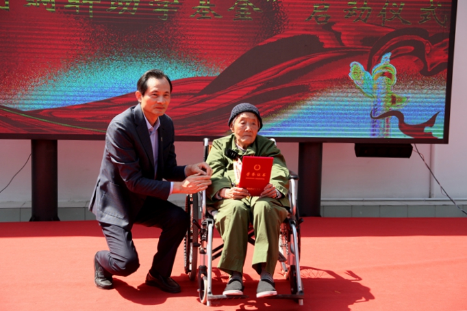 微信图片_20230509145507_副本.jpg