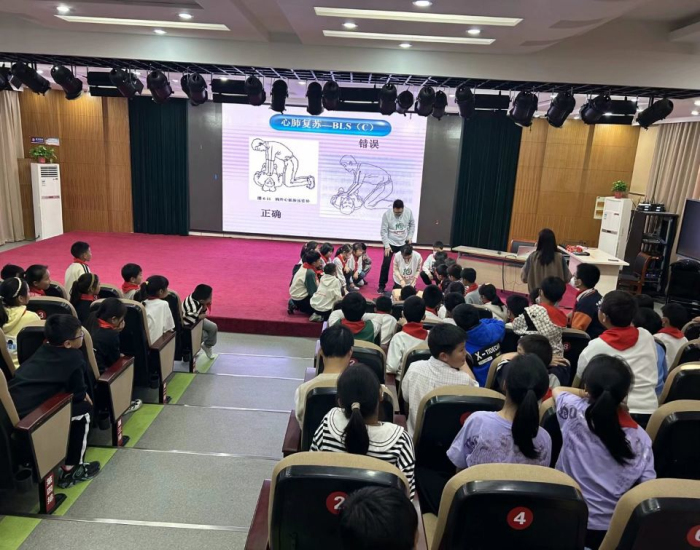救护培训1_编辑.jpg