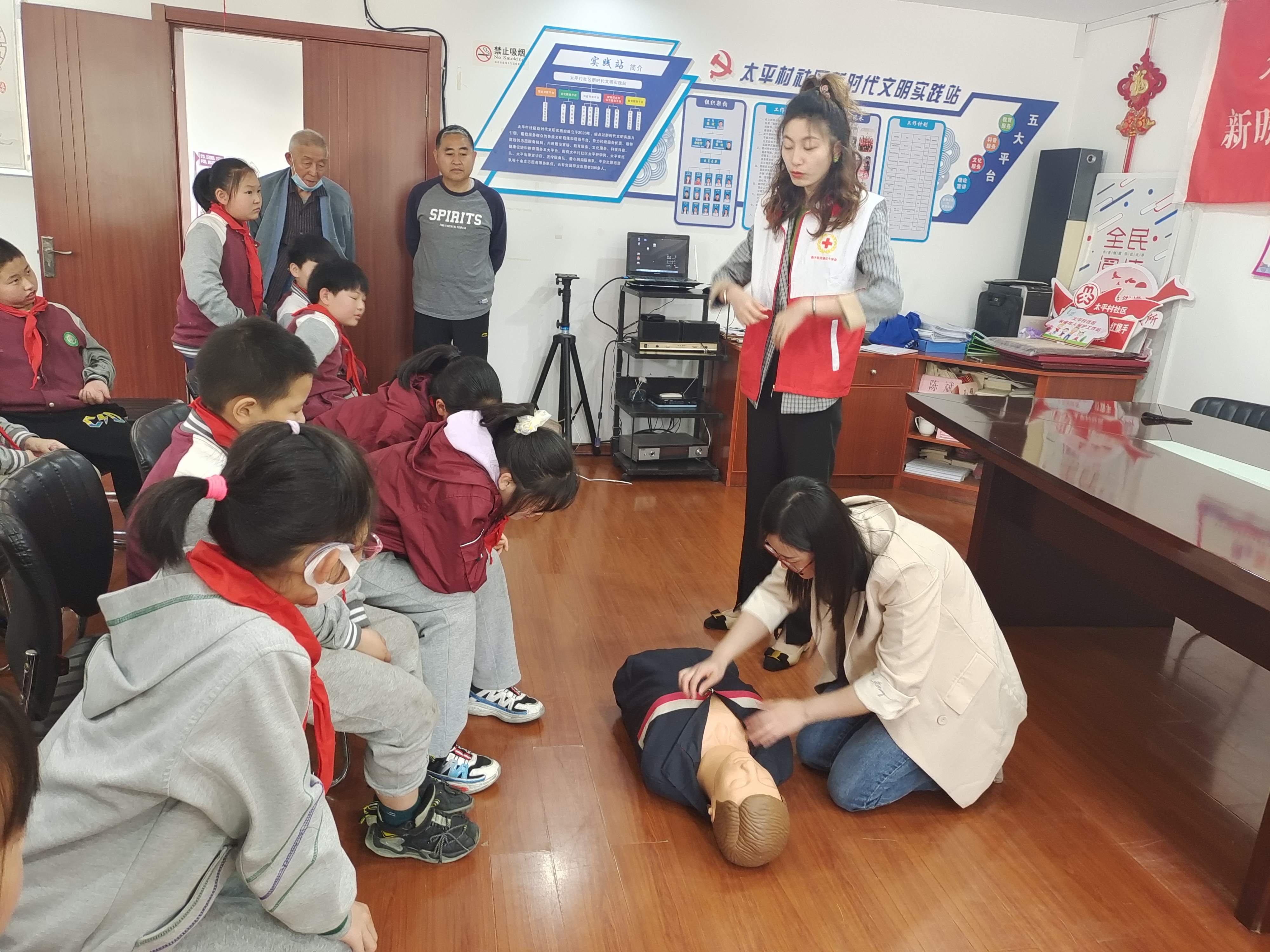 关爱生命“救”在身边3.jpg