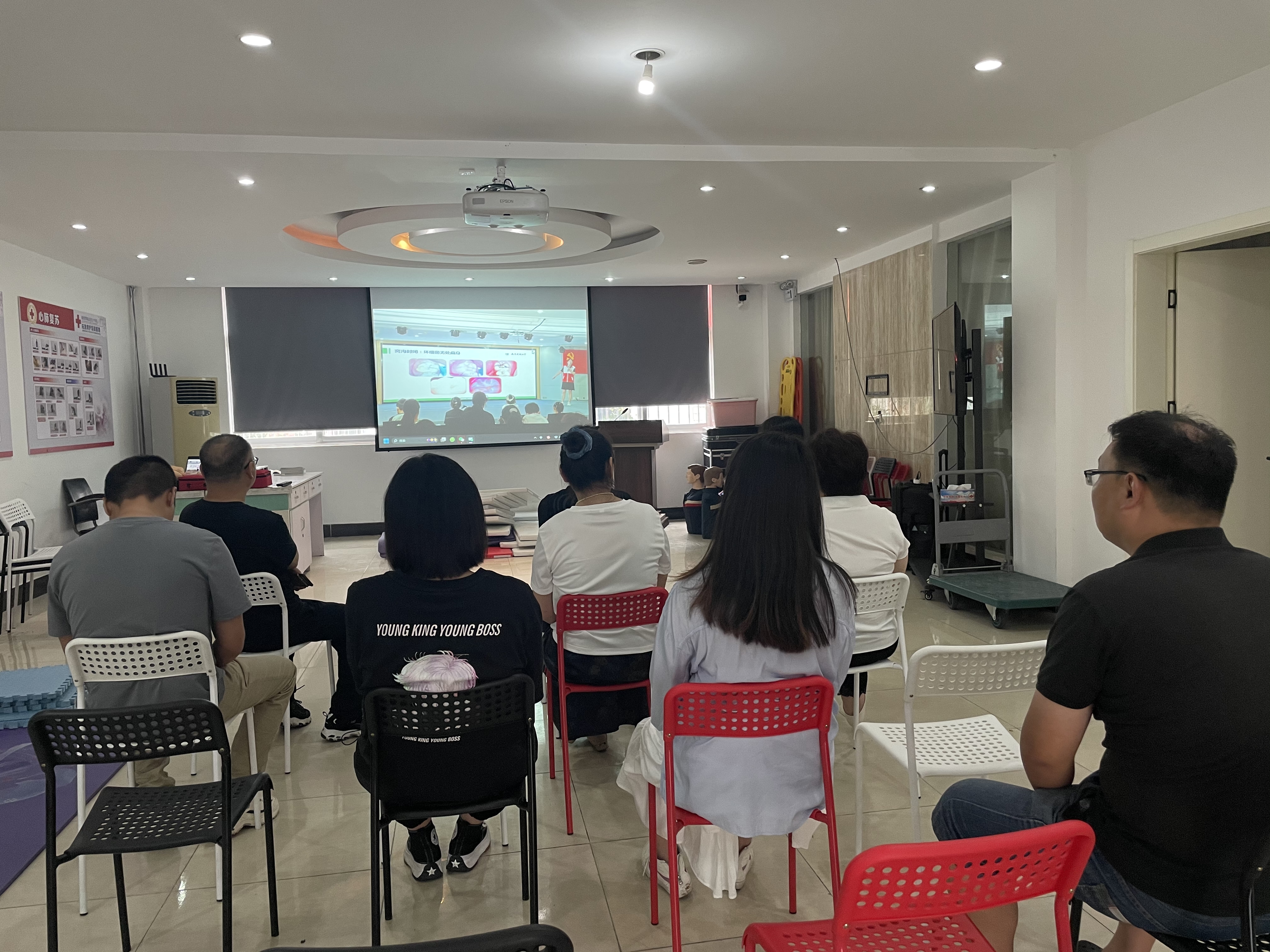 红十字会.jpg