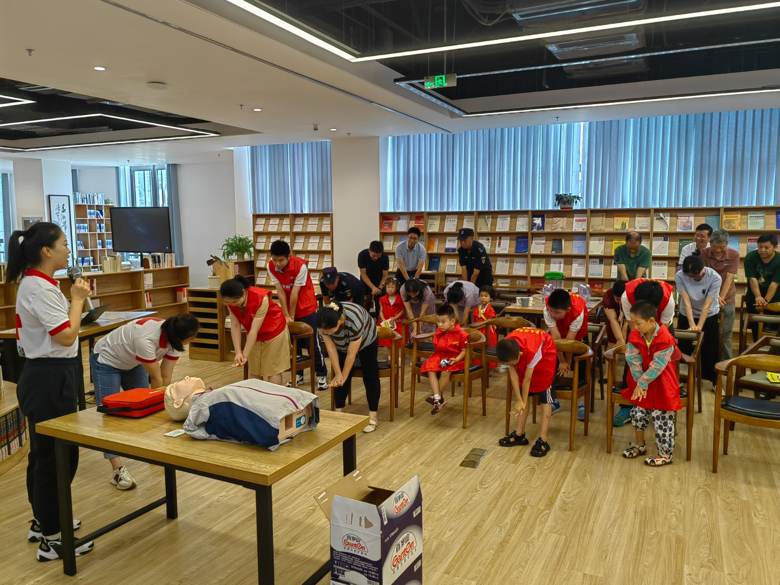 4一起学习.jpg