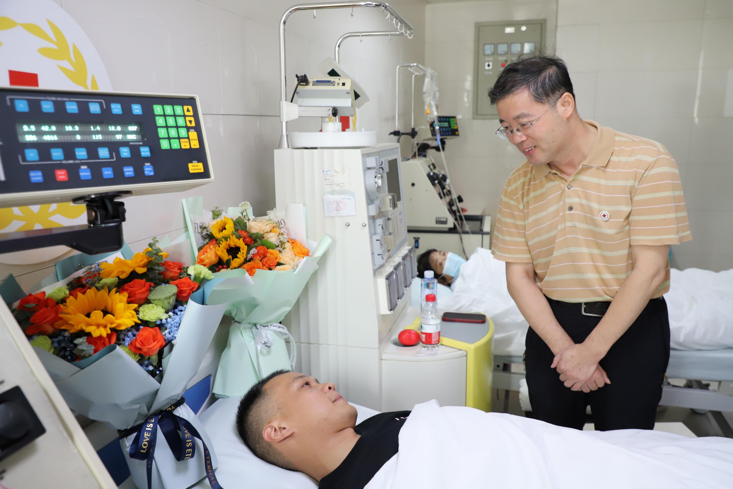 看望照片1.JPG