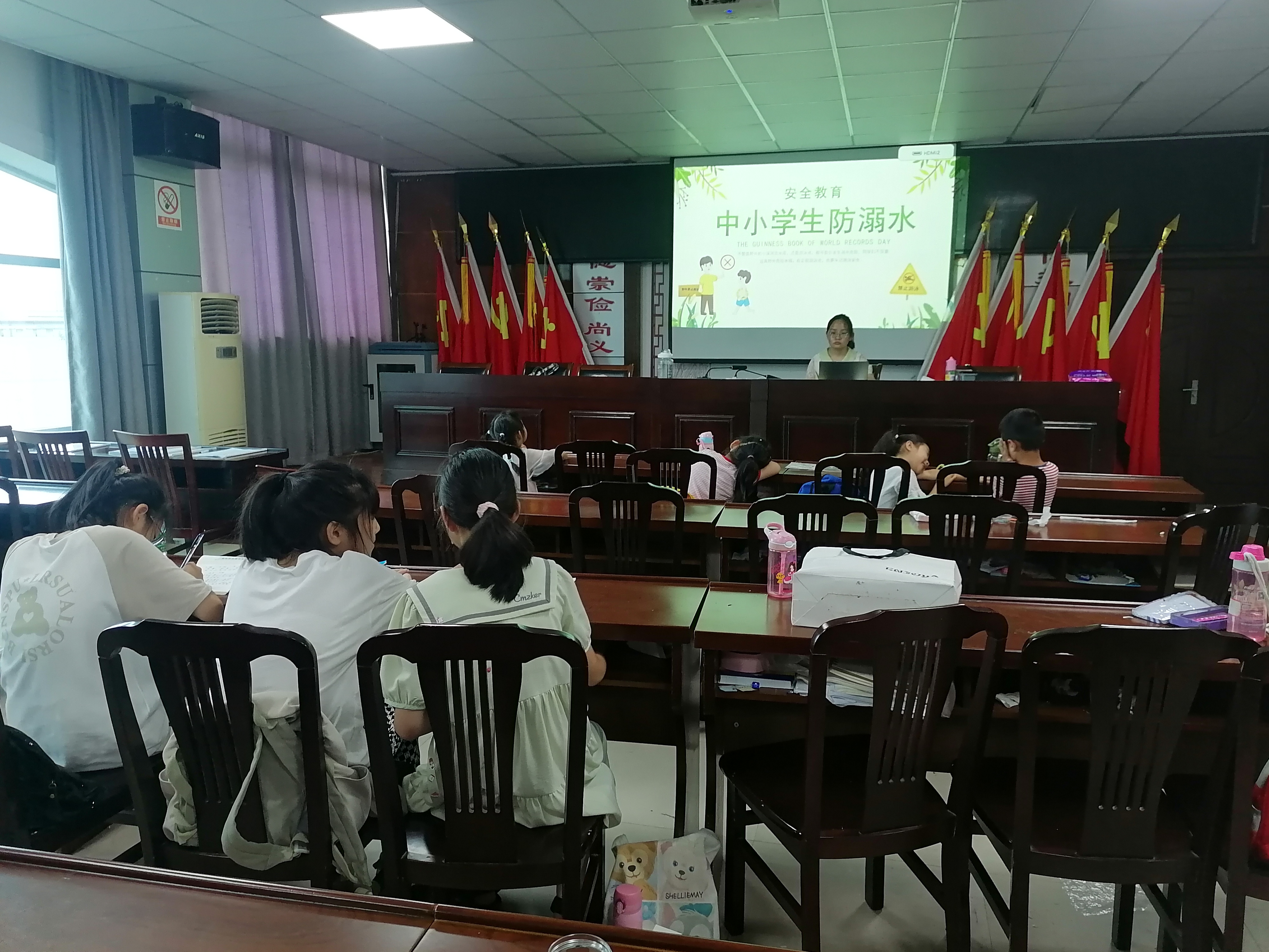 防溺水1.jpg