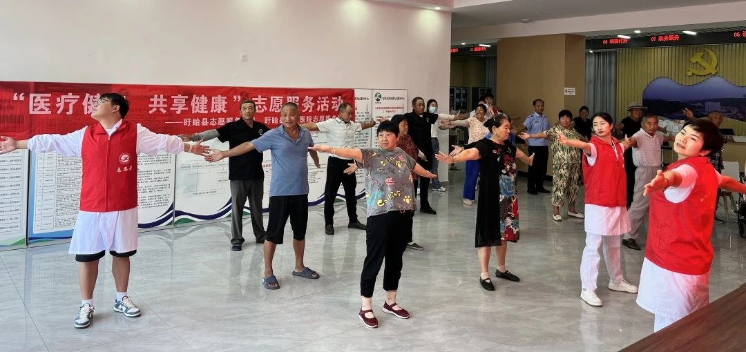 盱眙县人民医院医疗志愿者走进淮河镇关爱百姓健康.jpg